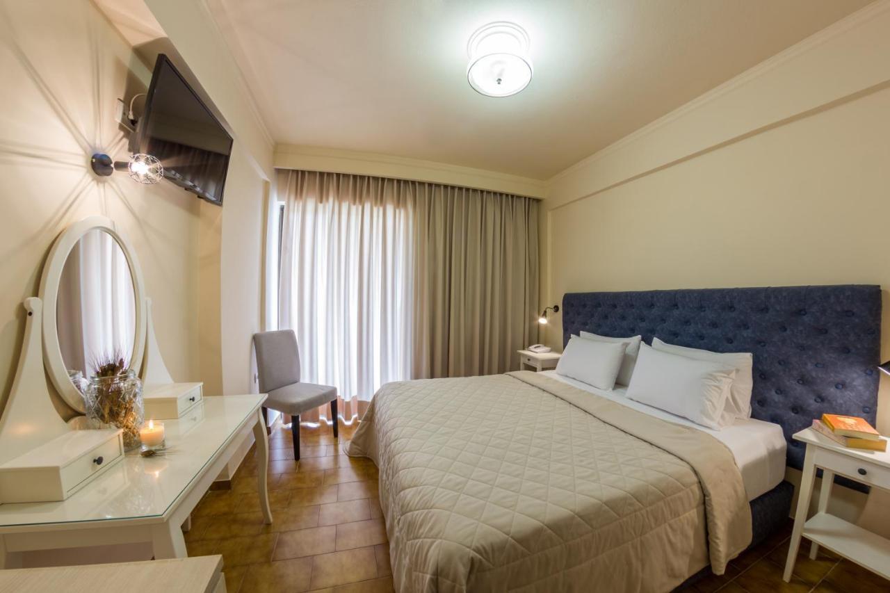 Pitsakis Hotel Толон Екстериор снимка