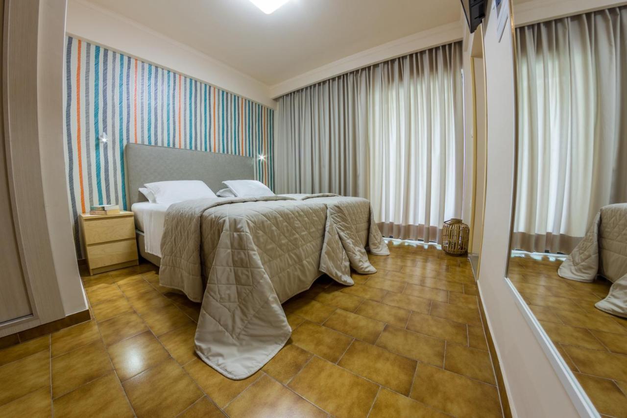 Pitsakis Hotel Толон Екстериор снимка