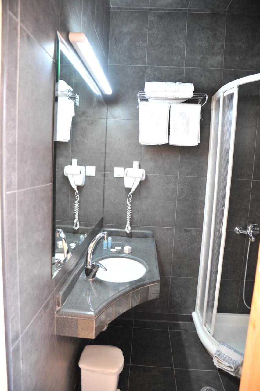 Pitsakis Hotel Толон Екстериор снимка